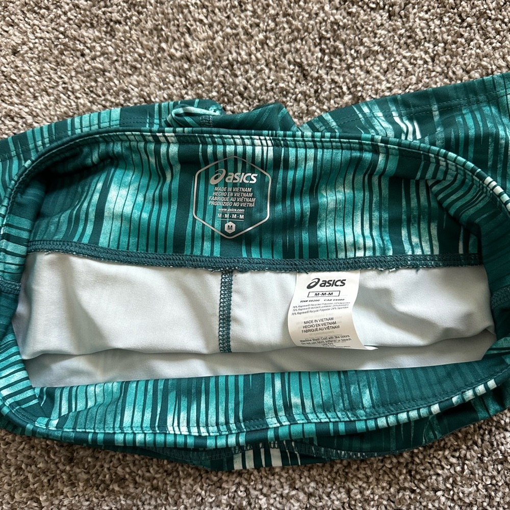 ASICS Train Shorts - Picture 4 of 4